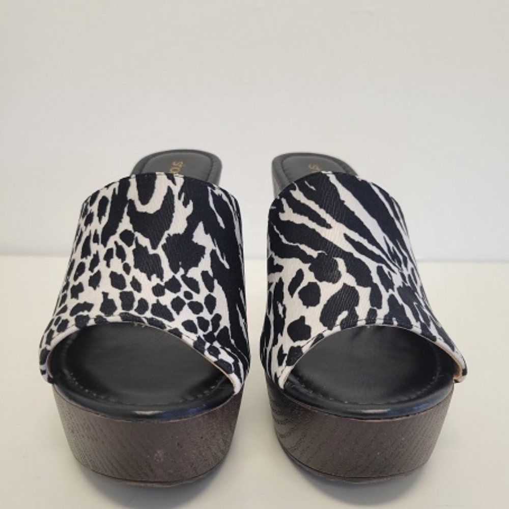 ShoeDazzle “Chanah” Open-toed Mule